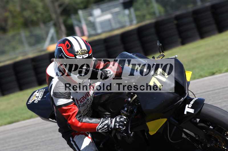 /Archiv-2025/42 07.08.2025 Peter Studer Girls Day ADR/Gruppe pink/717